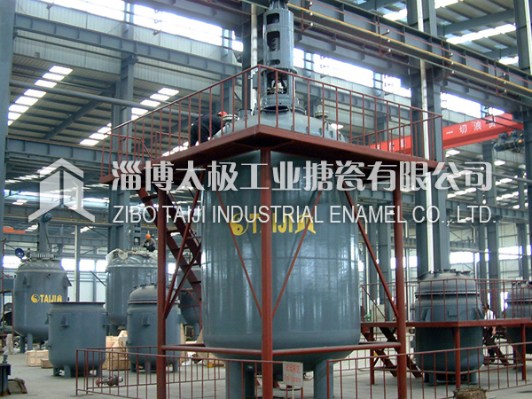 評定一臺搪瓷搪玻璃反應(yīng)釜設(shè)備是否合格的標(biāo)準(zhǔn)是什么？
