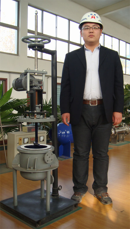 國(guó)內(nèi)最小的搪玻璃設(shè)備5L搪玻璃反應(yīng)釜太極制造